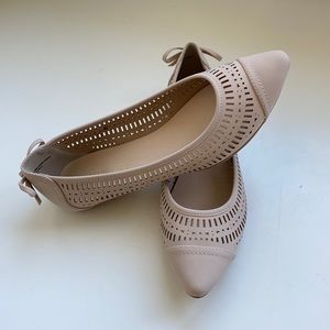 •Restricted Flats•